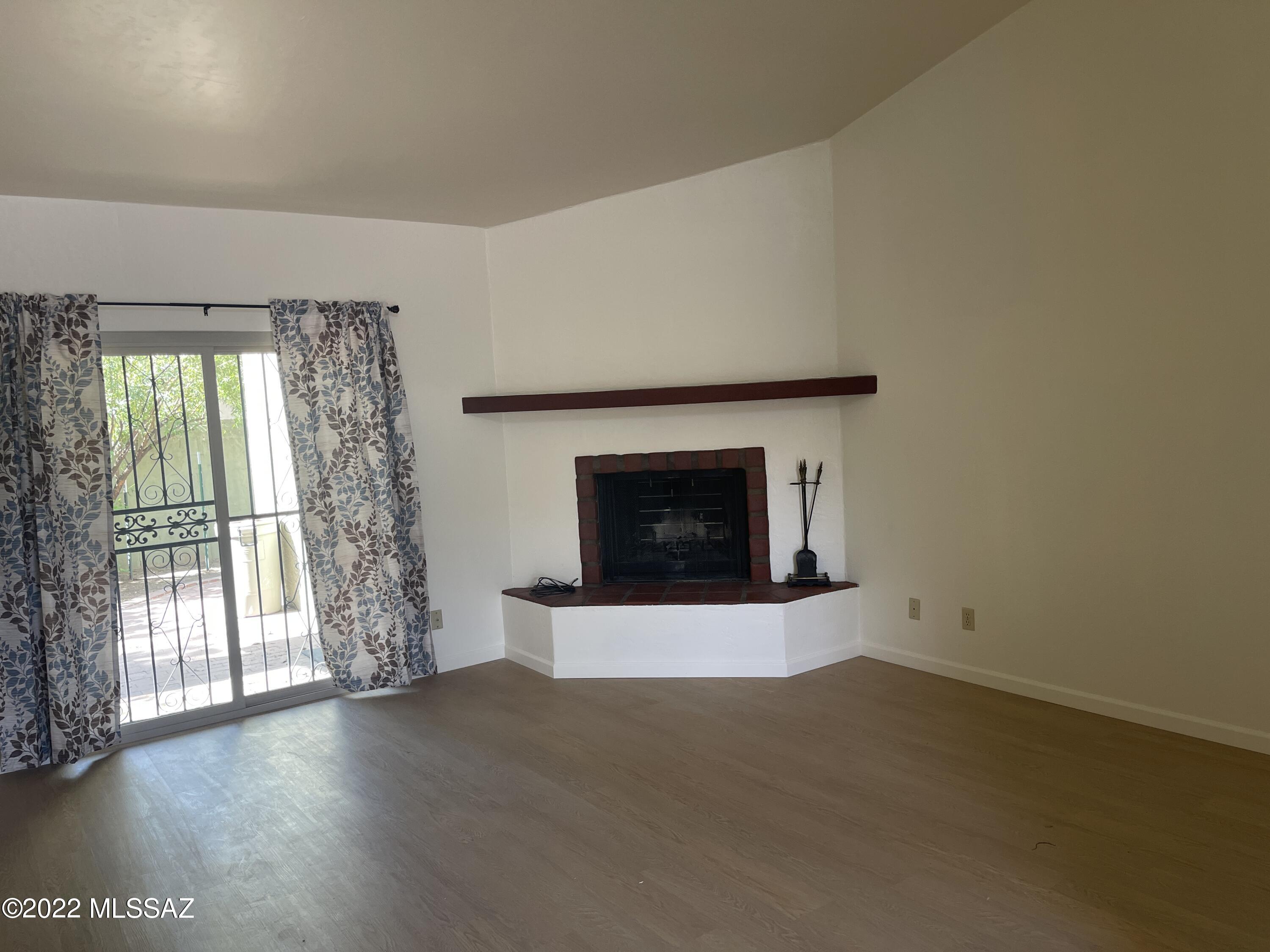 Richland Heights Townhouses - Residential