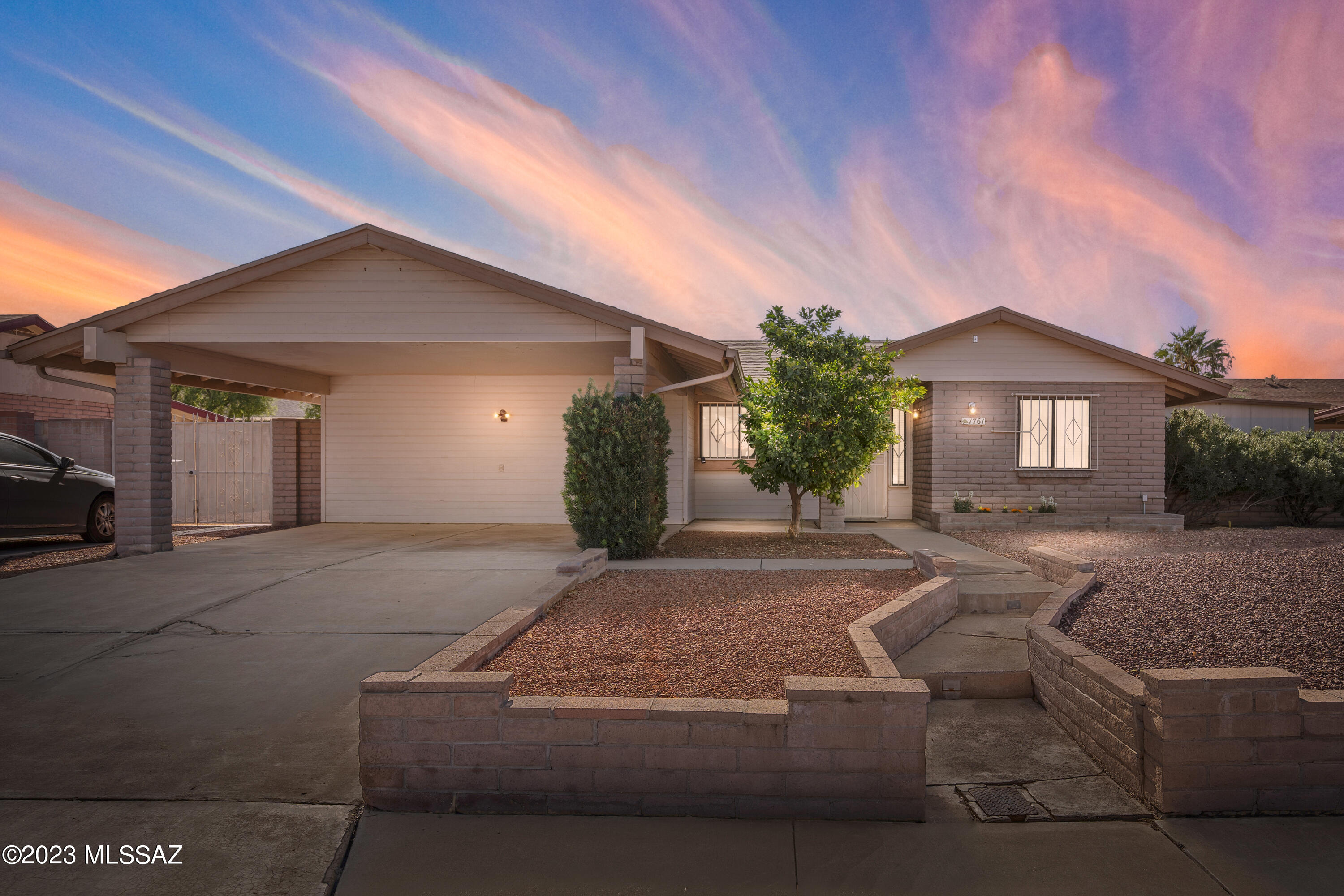 Oak Tree at Midvale (520-620) - Residential