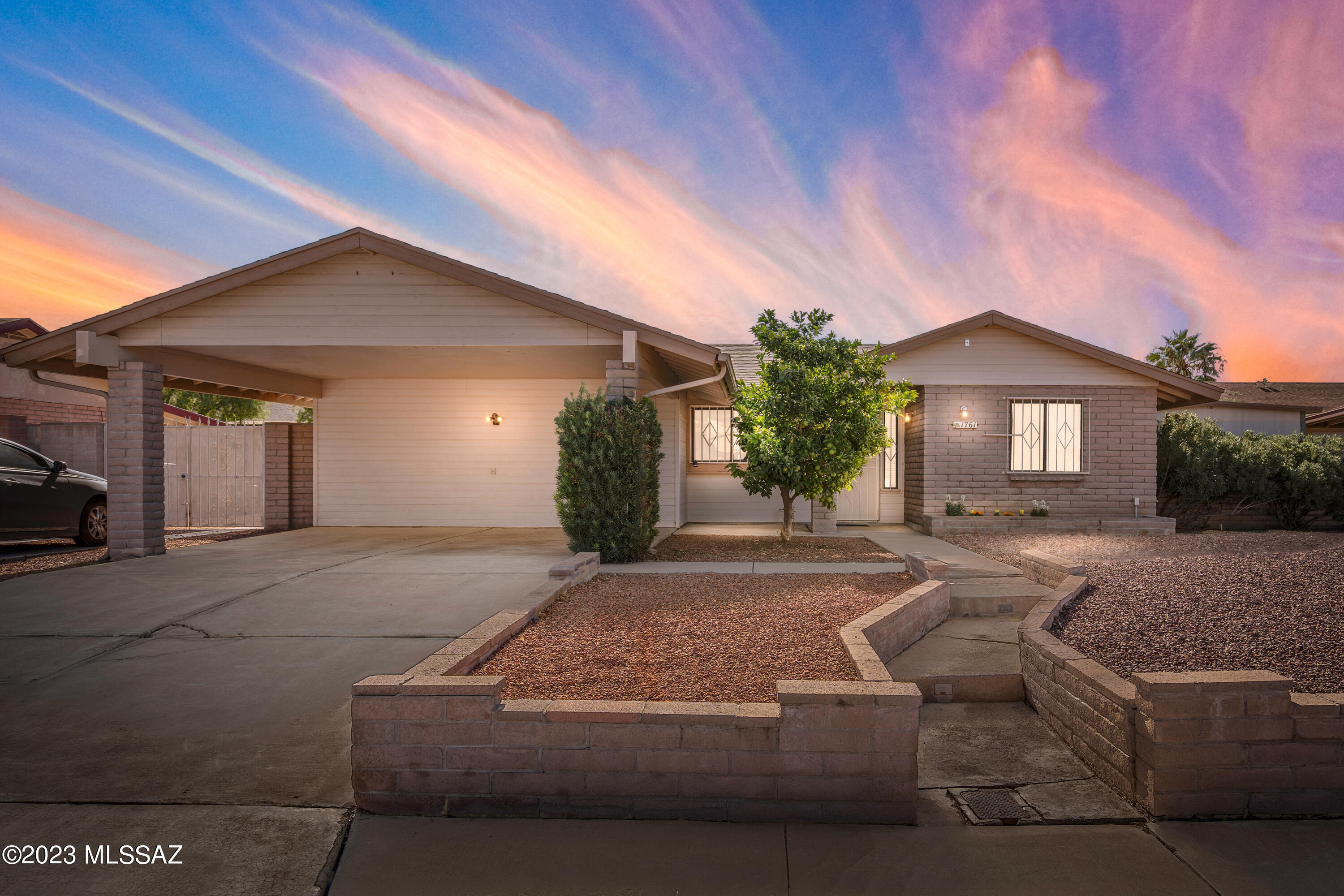 Oak Tree at Midvale (520-620) - Residential
