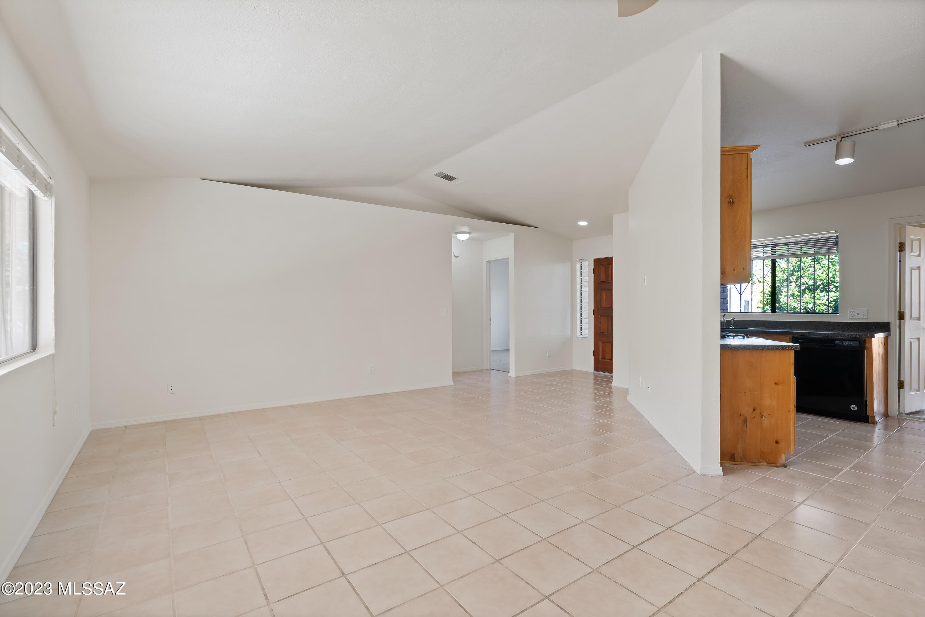 Oak Tree at Midvale (520-620) - Residential