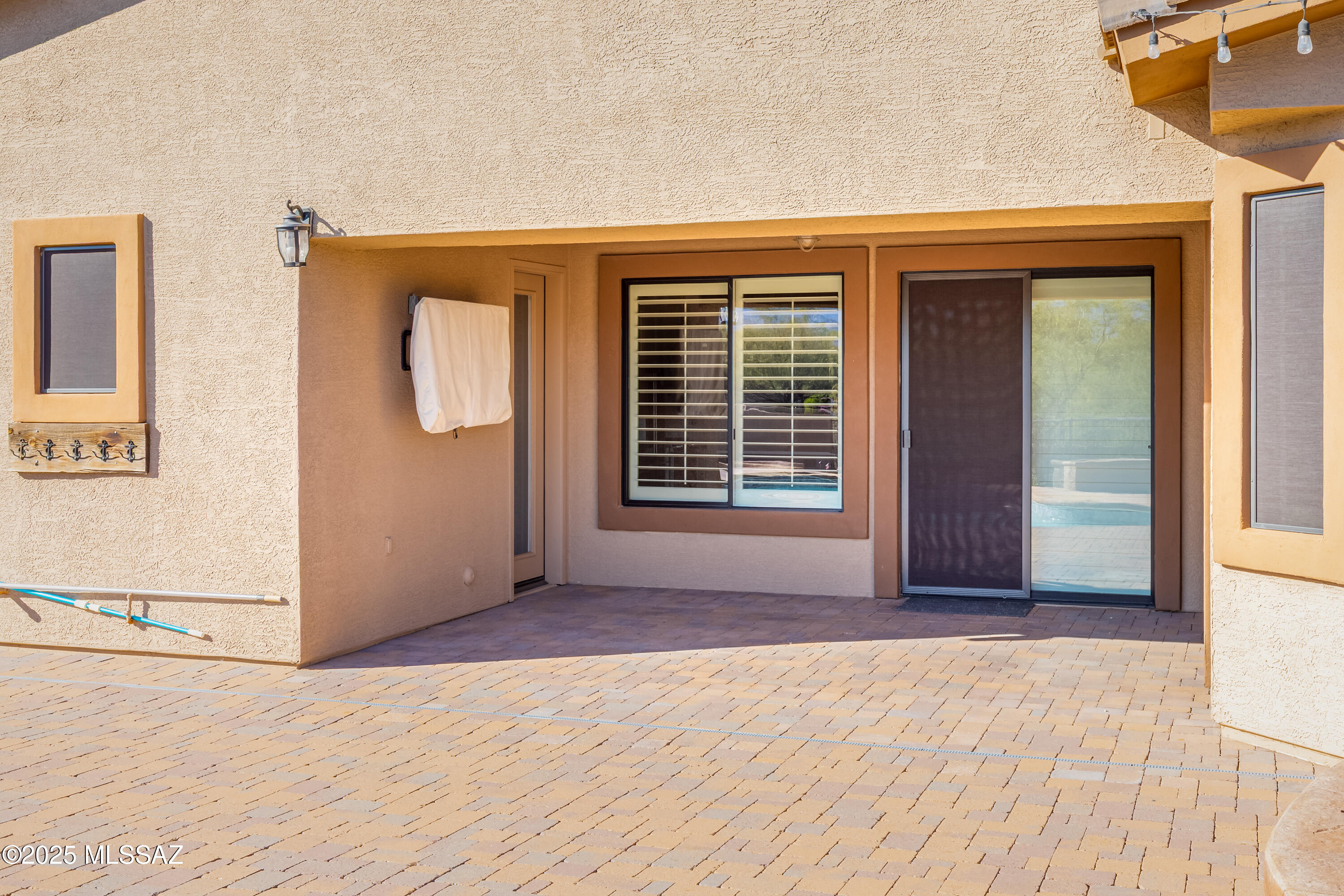 Mira Vista (1-60) - Residential