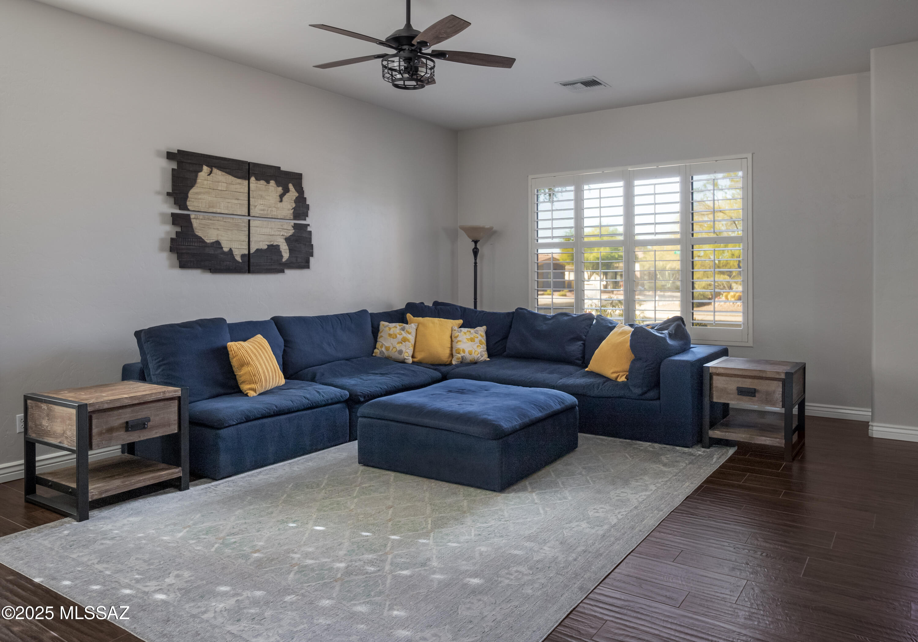 11880 N Thornbush Drive