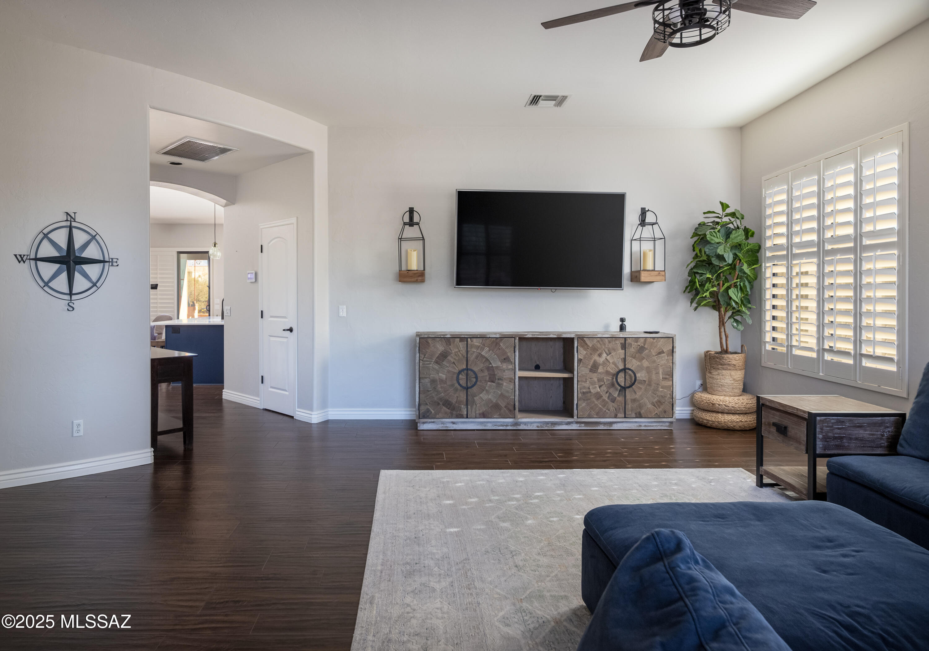 11880 N Thornbush Drive