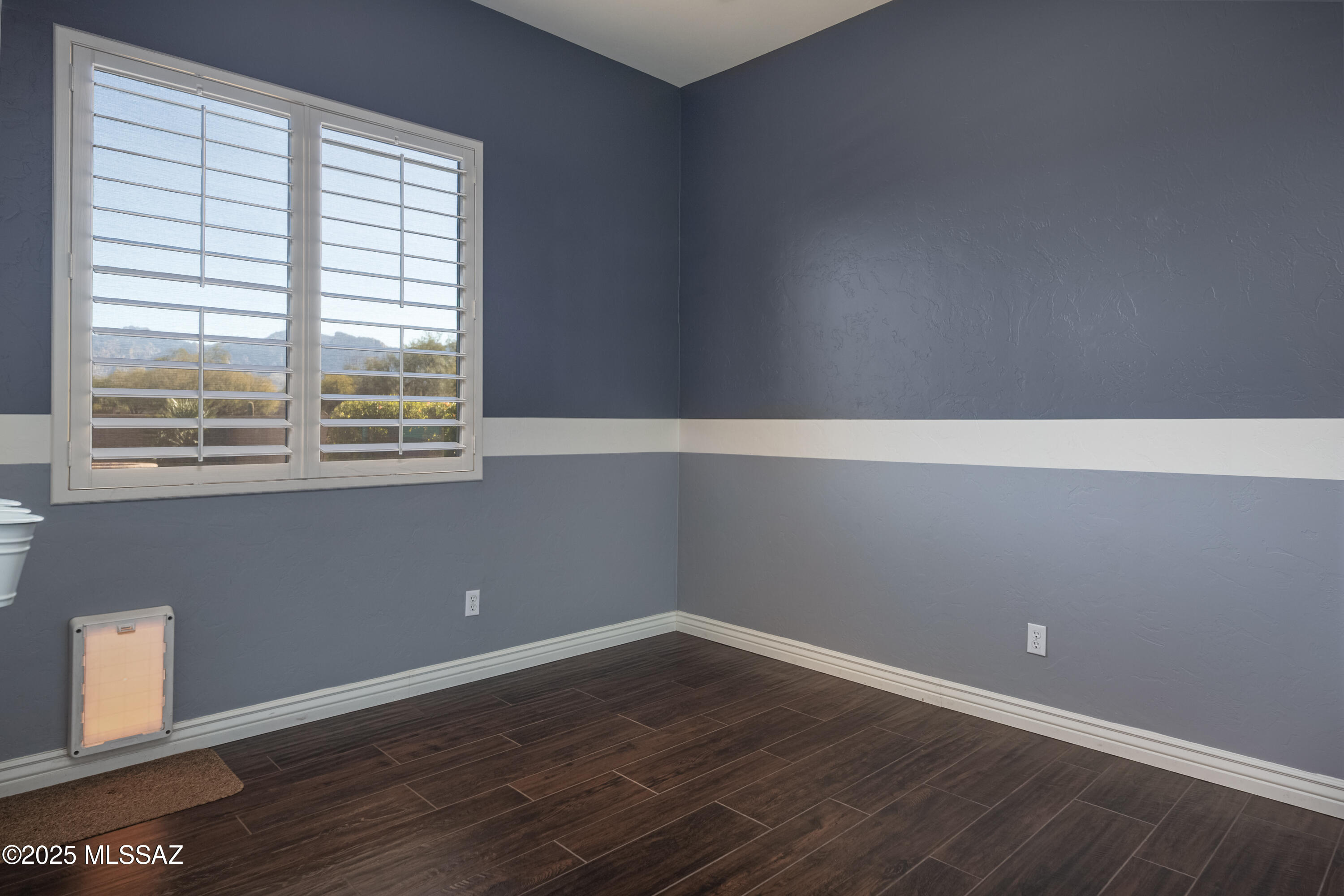 Mira Vista (1-60) - Residential