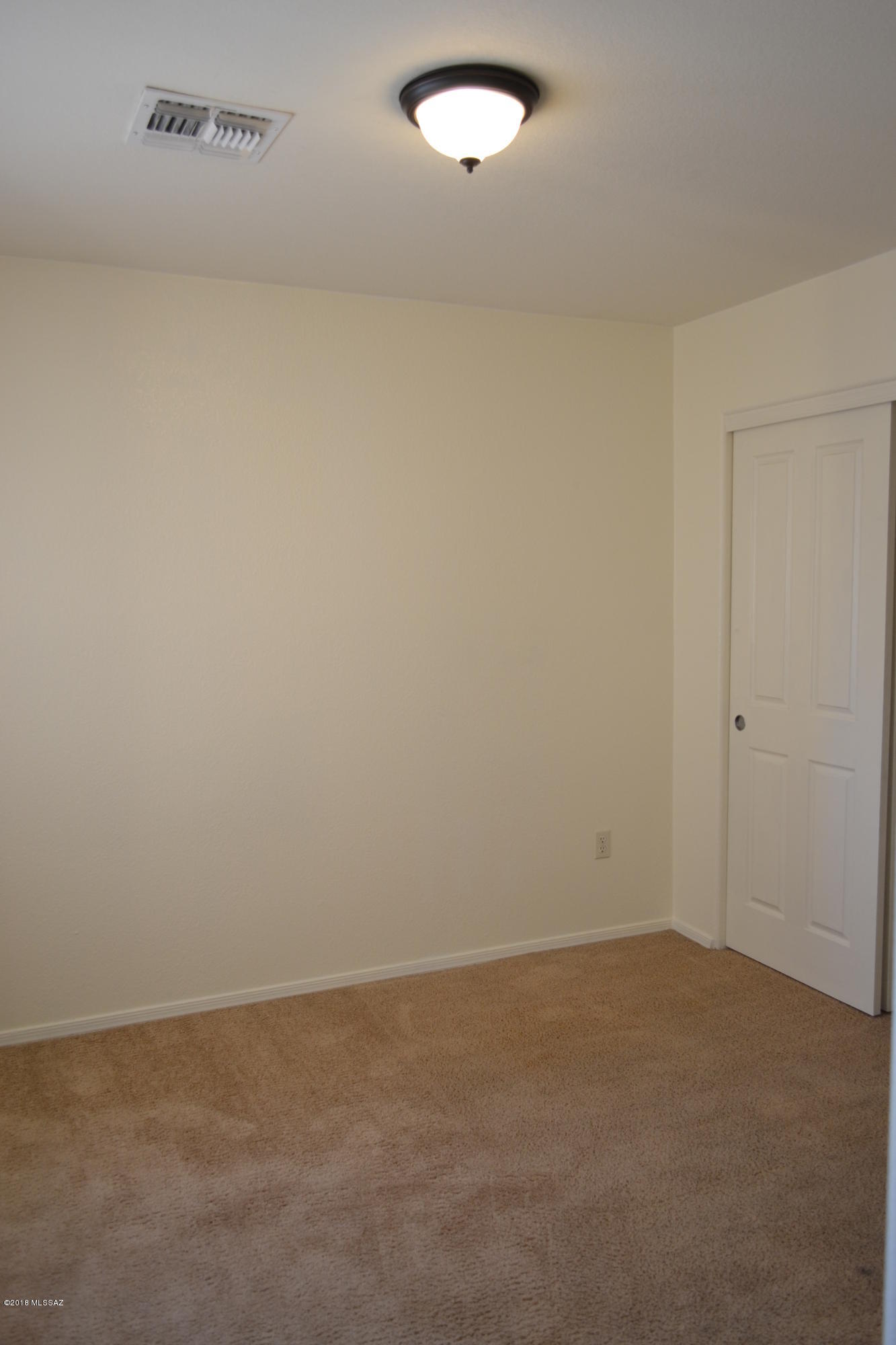 Tres Pueblos - Residential Lease