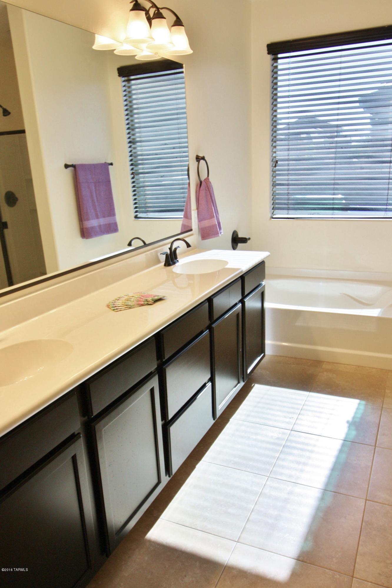 Oasis Santa Rita (1-298) - Residential