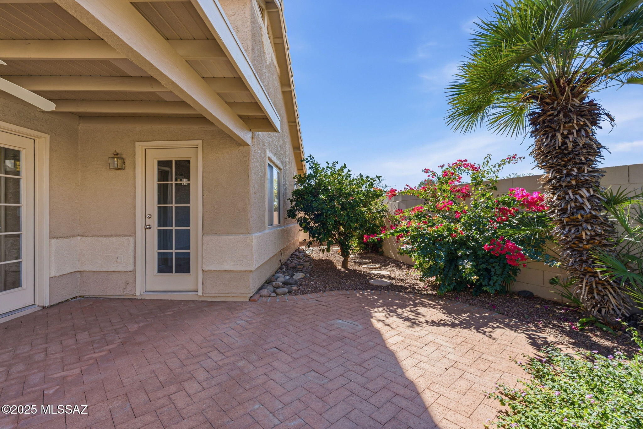 10979 N Double Eagle Court