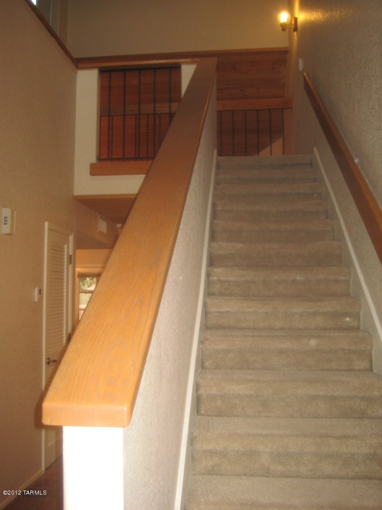 Ventana De Sabino North (1-127) - Residential Lease