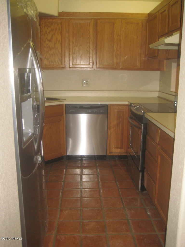 Ventana De Sabino North (1-127) - Residential Lease