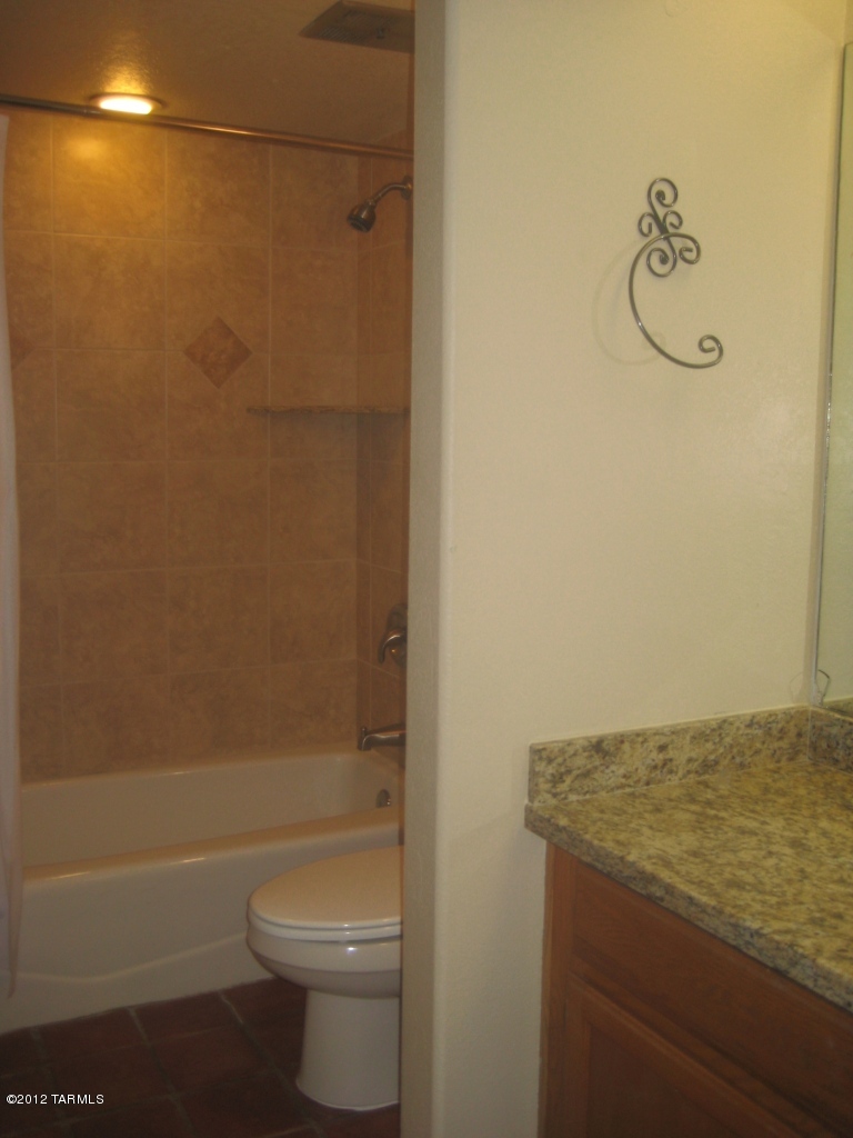 Ventana De Sabino North (1-127) - Residential Lease