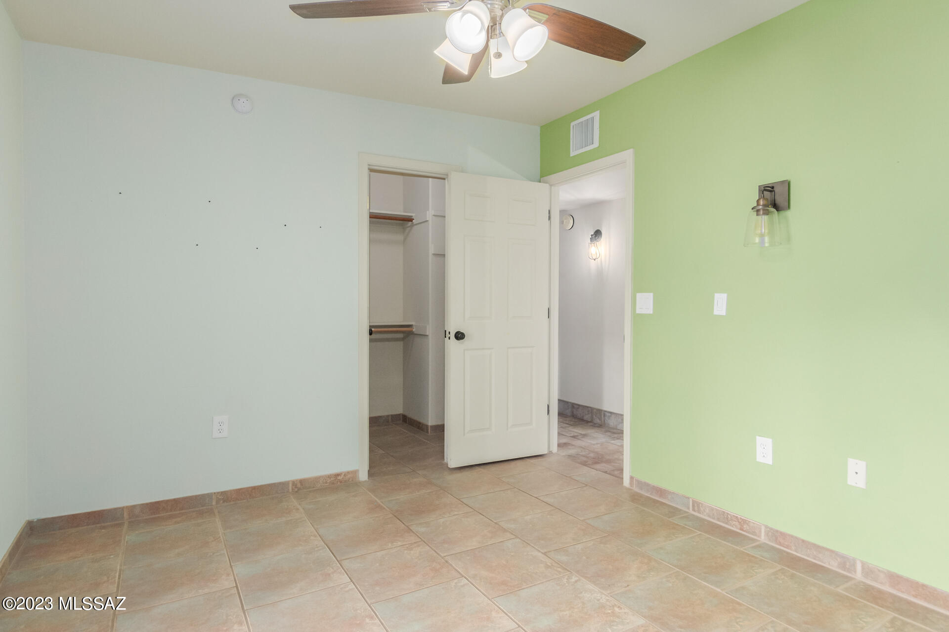 Monte Del Oro (1-187) - Residential