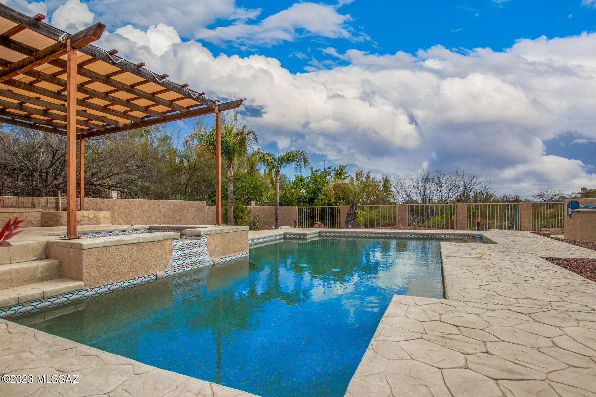 Monte Del Oro (1-187) - Residential