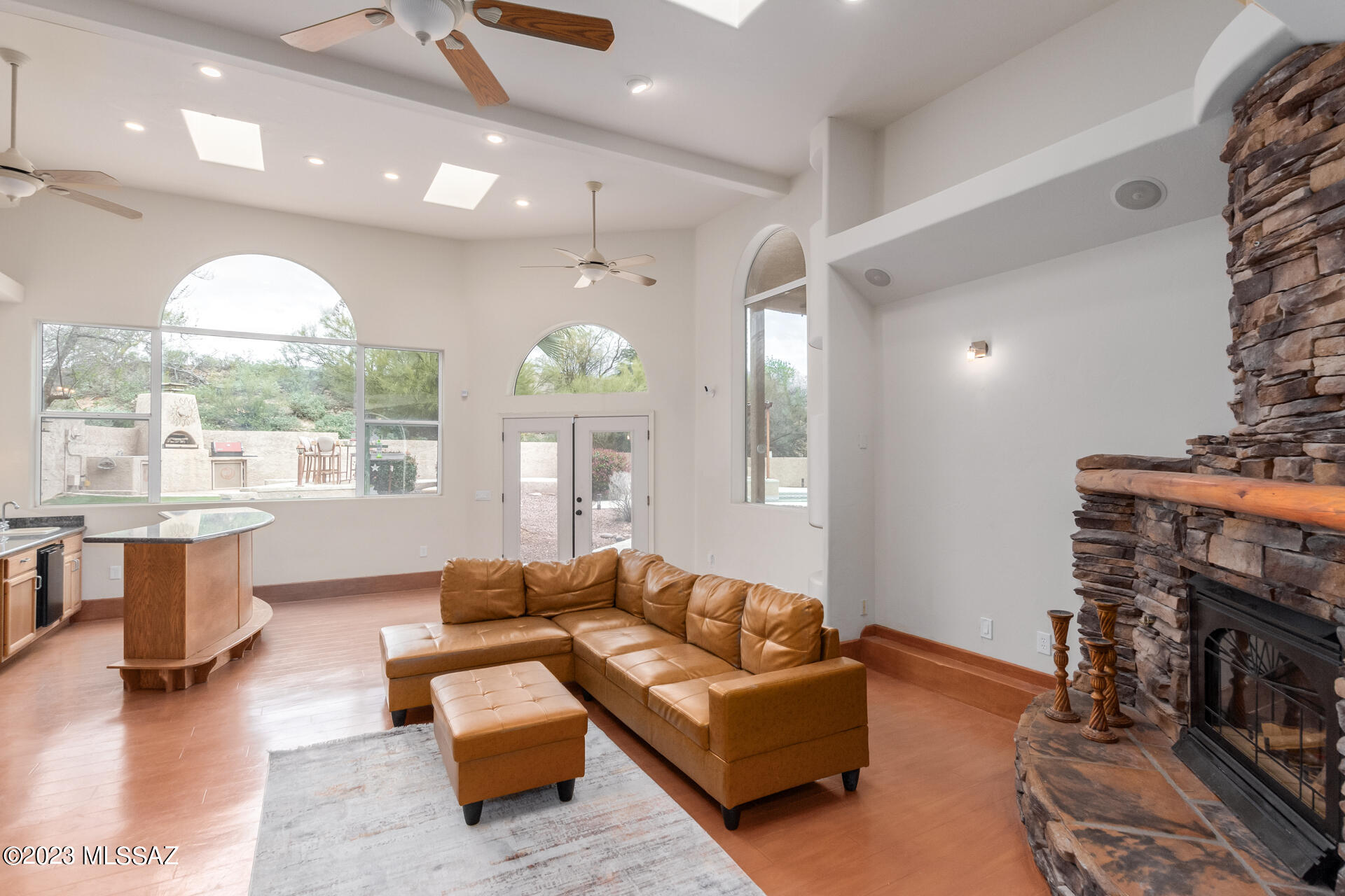 Monte Del Oro (1-187) - Residential