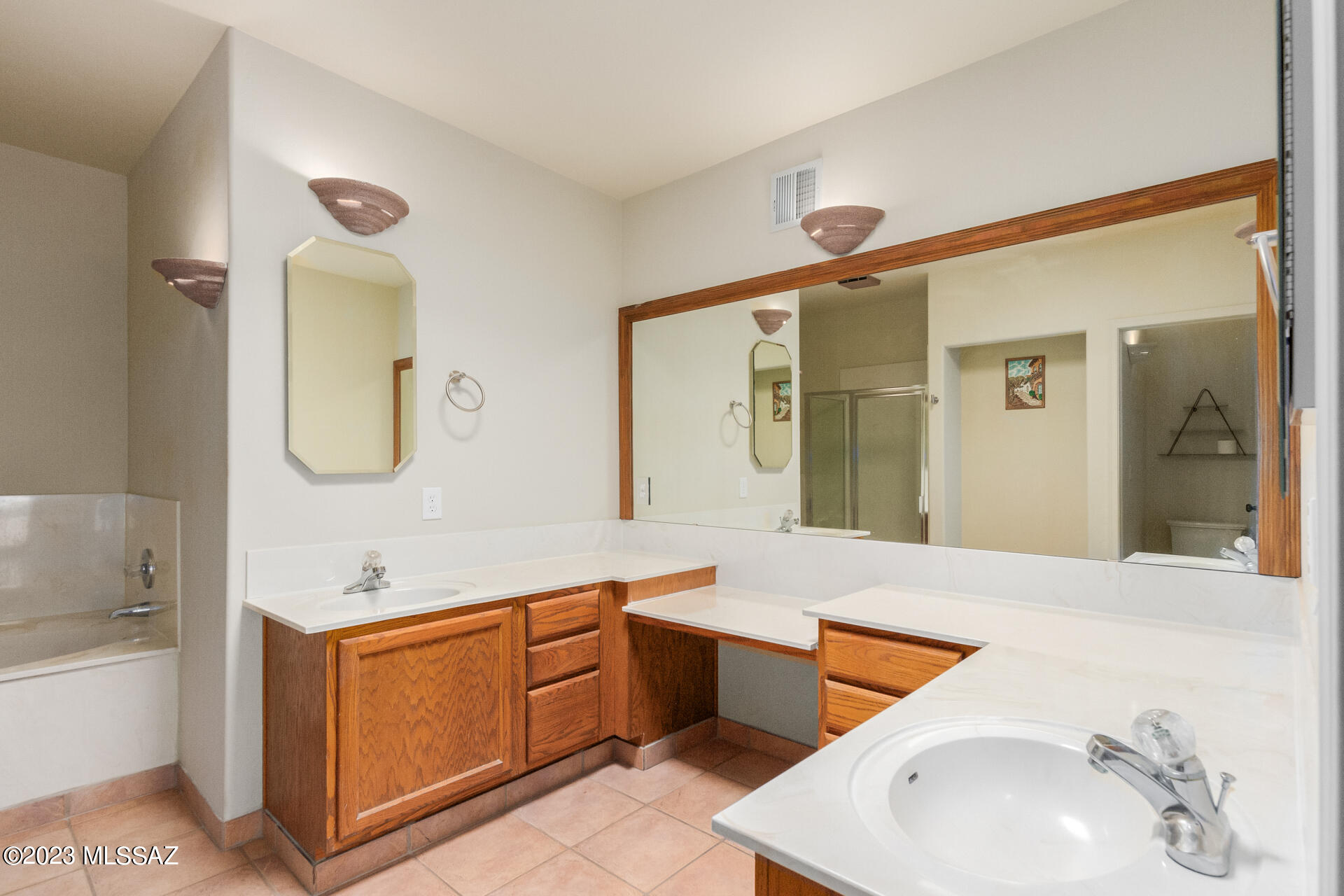 Monte Del Oro (1-187) - Residential