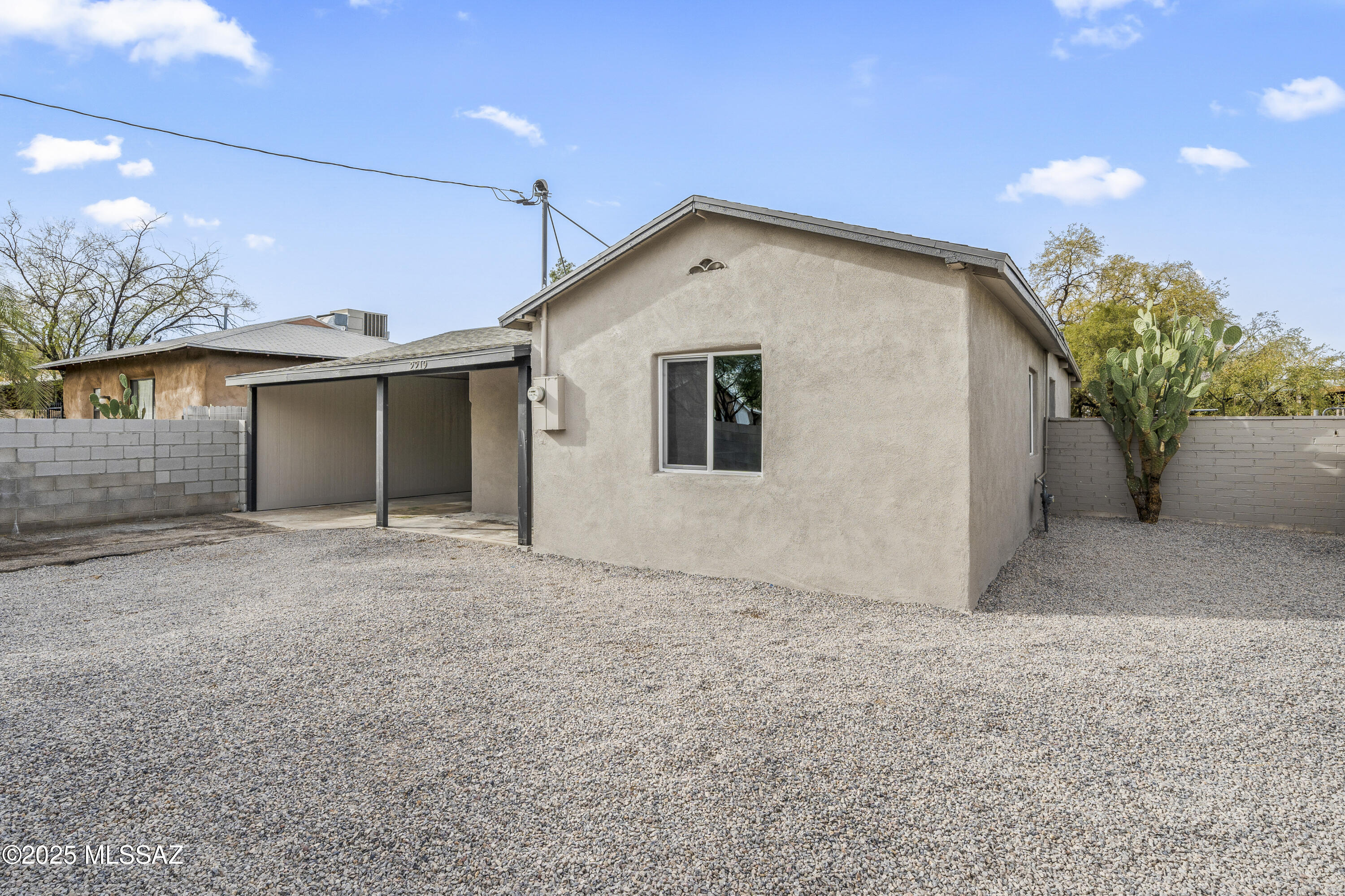 2219 N Treat Avenue