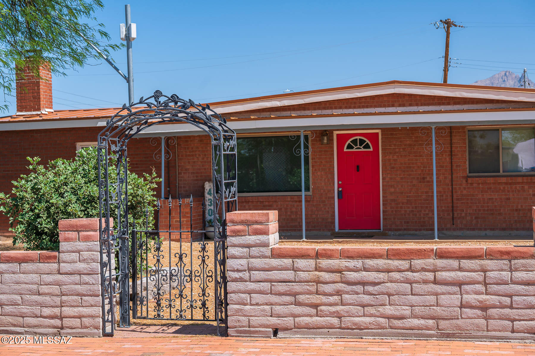 4301 E Hayhurst Street