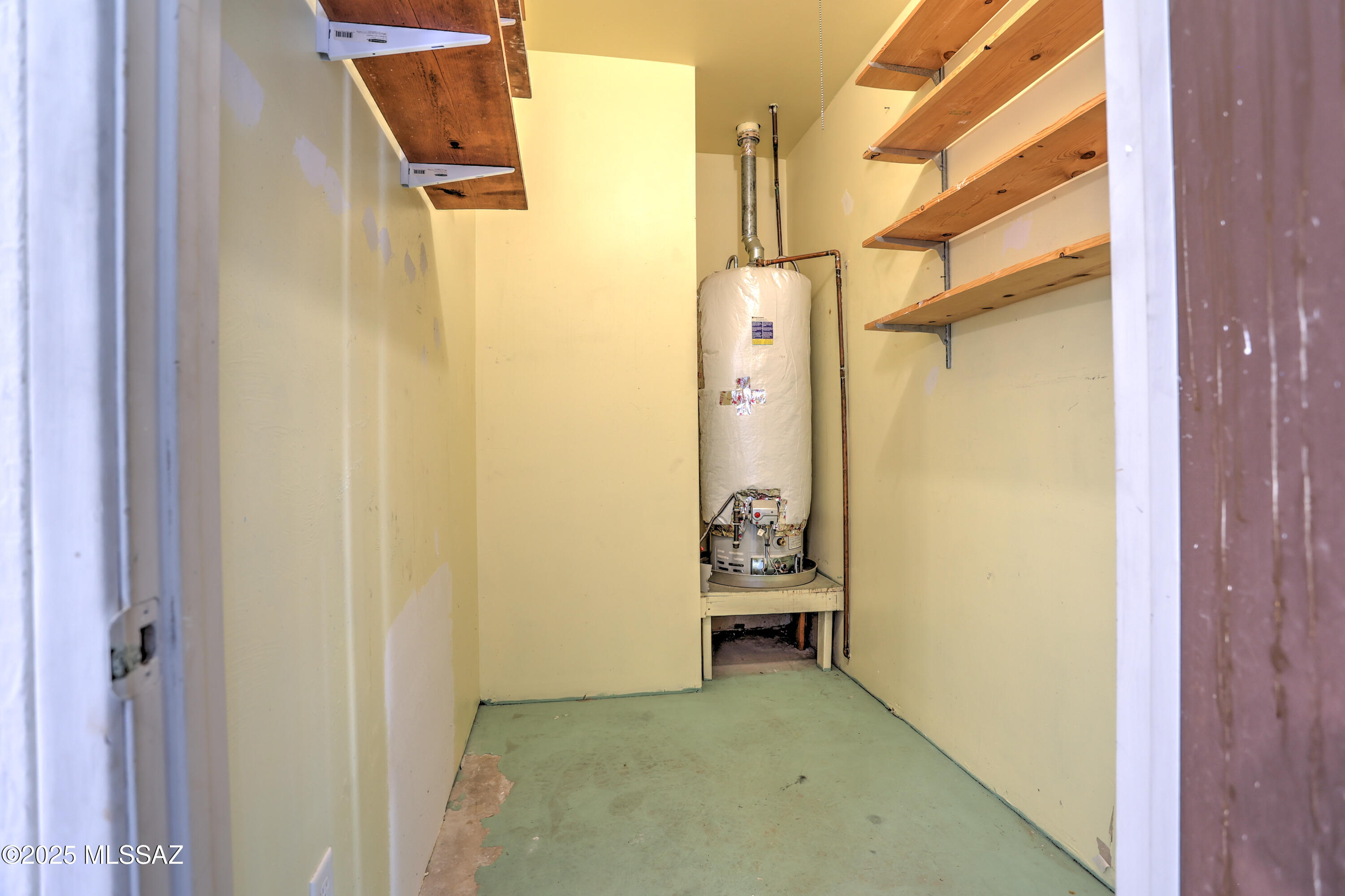 Colonia Verde (13-17) - Residential