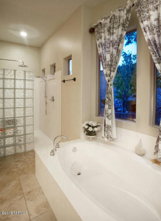 Pinnacle Ridge (1-76) - Residential Lease