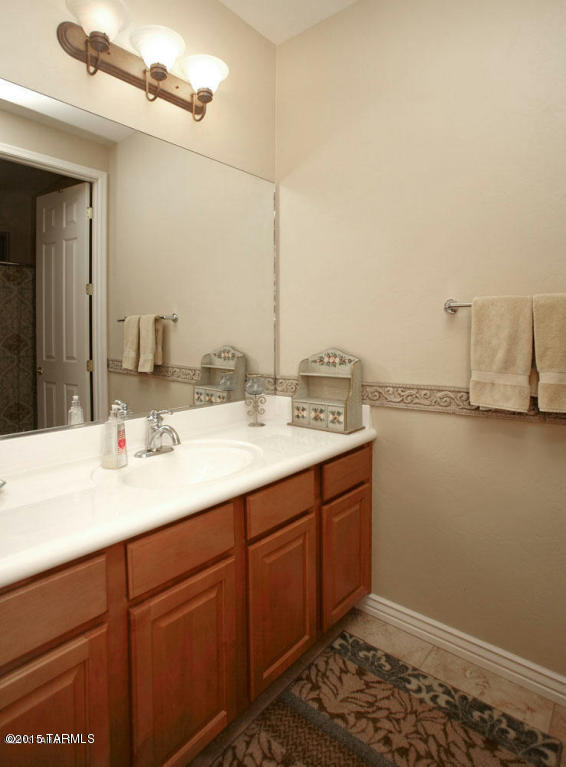Pinnacle Ridge (1-76) - Residential Lease