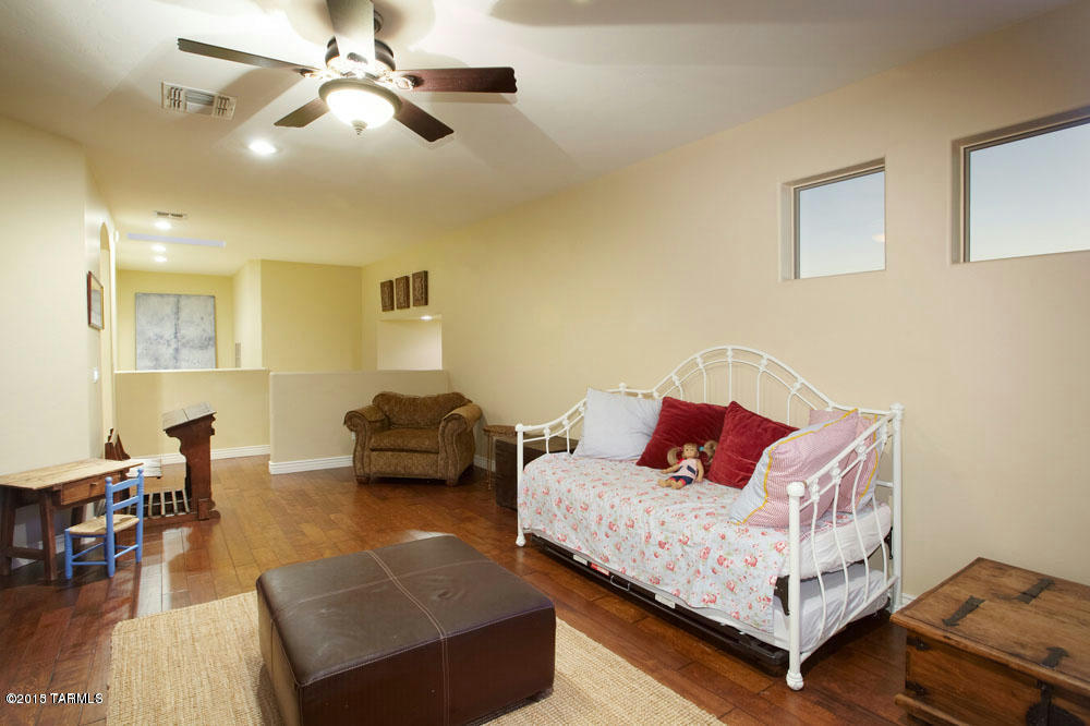 Pinnacle Ridge (1-76) - Residential Lease