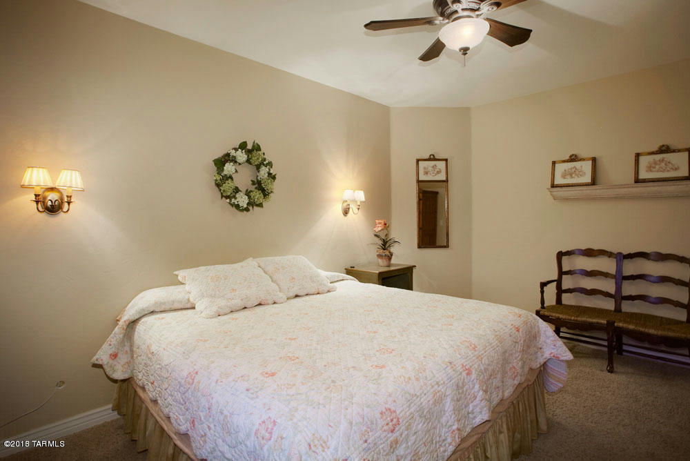 Pinnacle Ridge (1-76) - Residential Lease