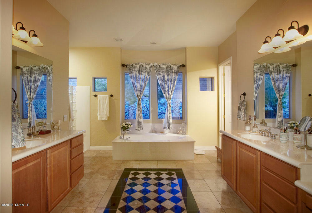 Pinnacle Ridge (1-76) - Residential Lease