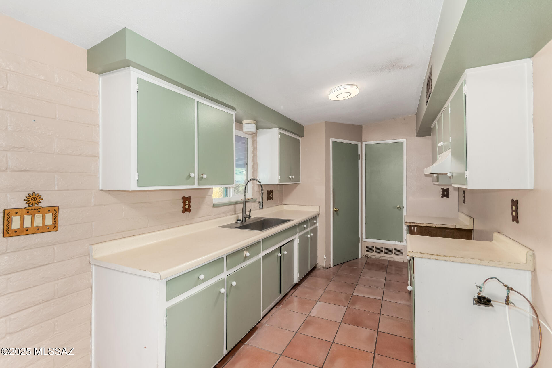 New Tucson Unit NO. 1 (1-127) - Residential