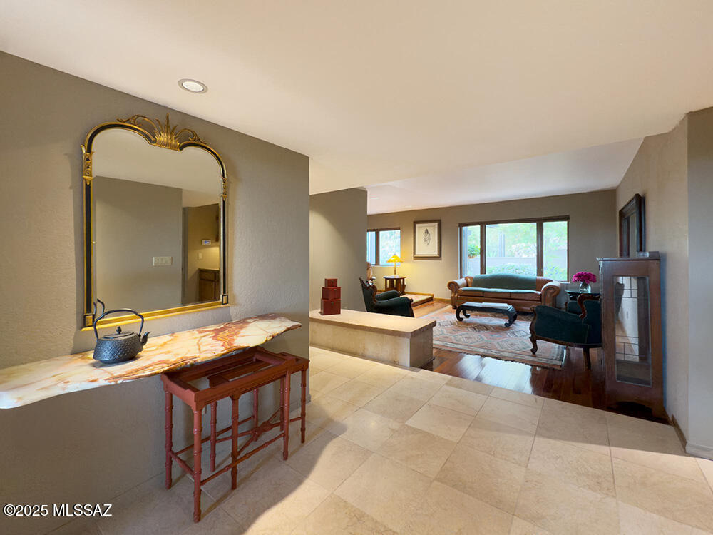 4551 N Camino Gacela