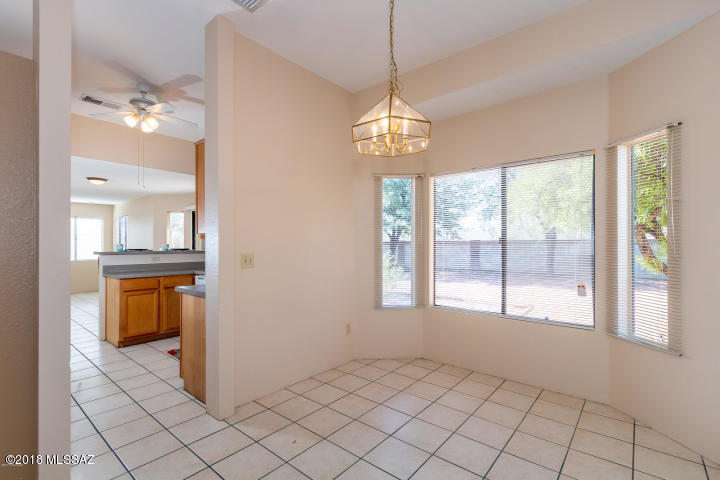 Meadowbrook (273-334, 348-403, 410-532) - Residential Lease