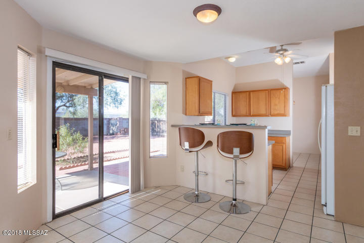 Meadowbrook (273-334, 348-403, 410-532) - Residential Lease
