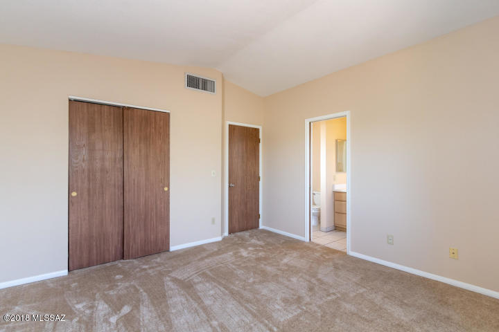 Meadowbrook (273-334, 348-403, 410-532) - Residential Lease