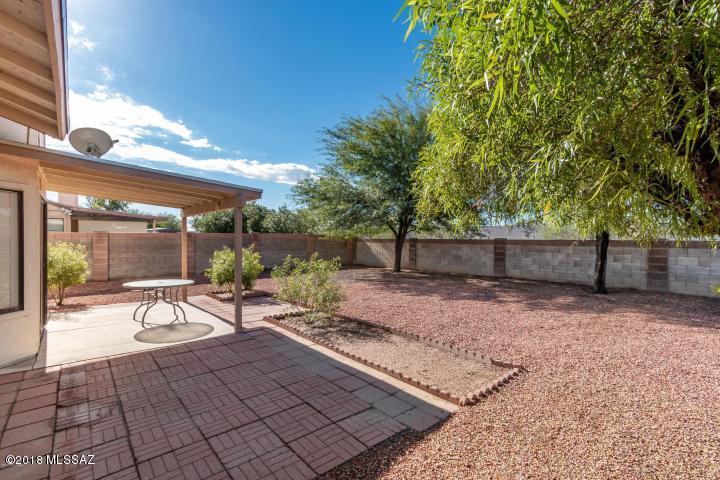 Meadowbrook (273-334, 348-403, 410-532) - Residential Lease