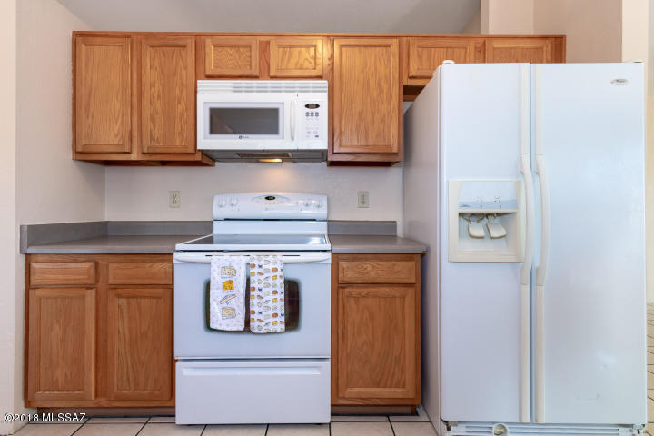 Meadowbrook (273-334, 348-403, 410-532) - Residential Lease