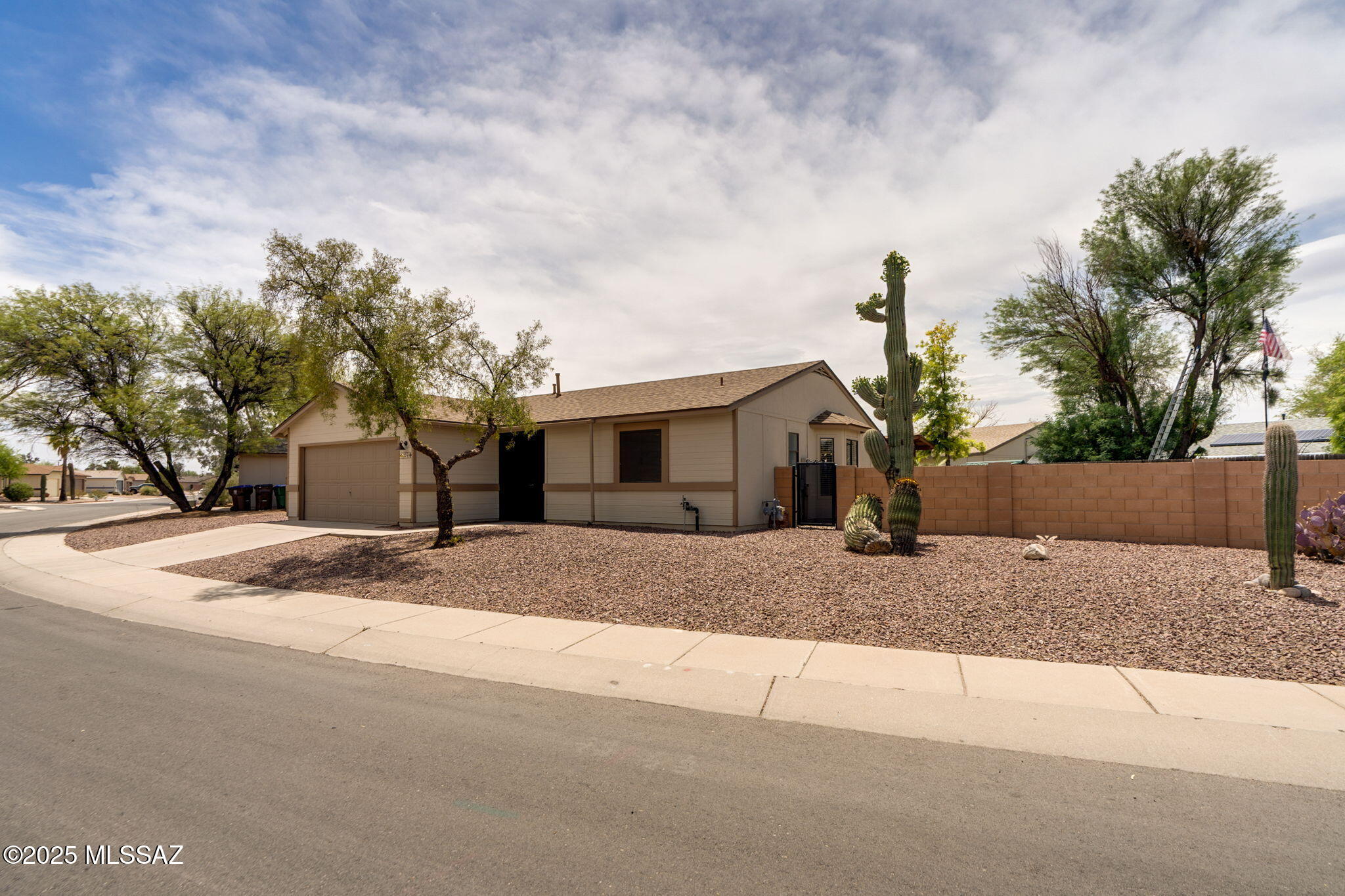 Meadowbrook (273-334, 348-403, 410-532) - Residential