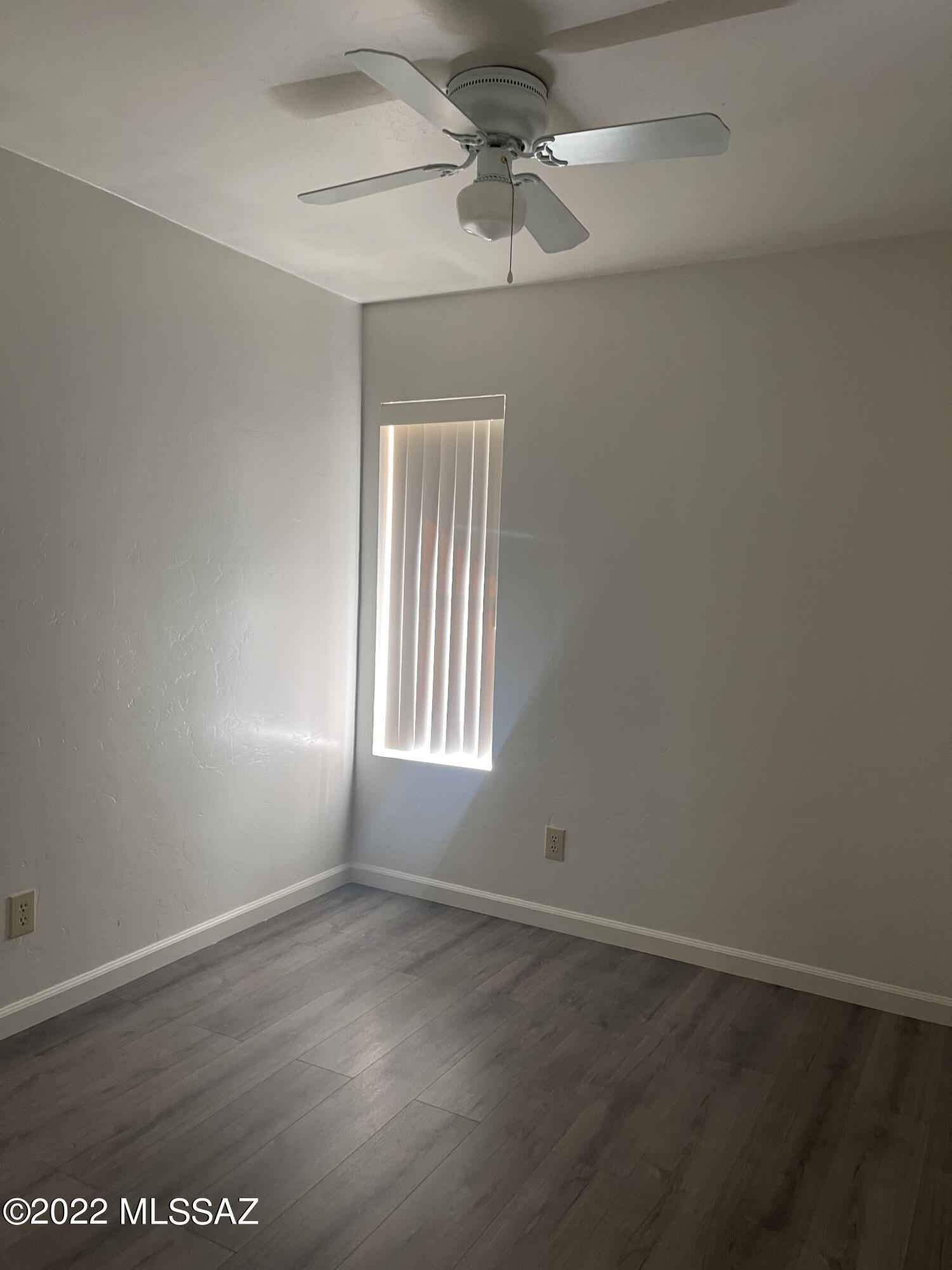 Reflections in the Catalina Condominium - Residential Lease