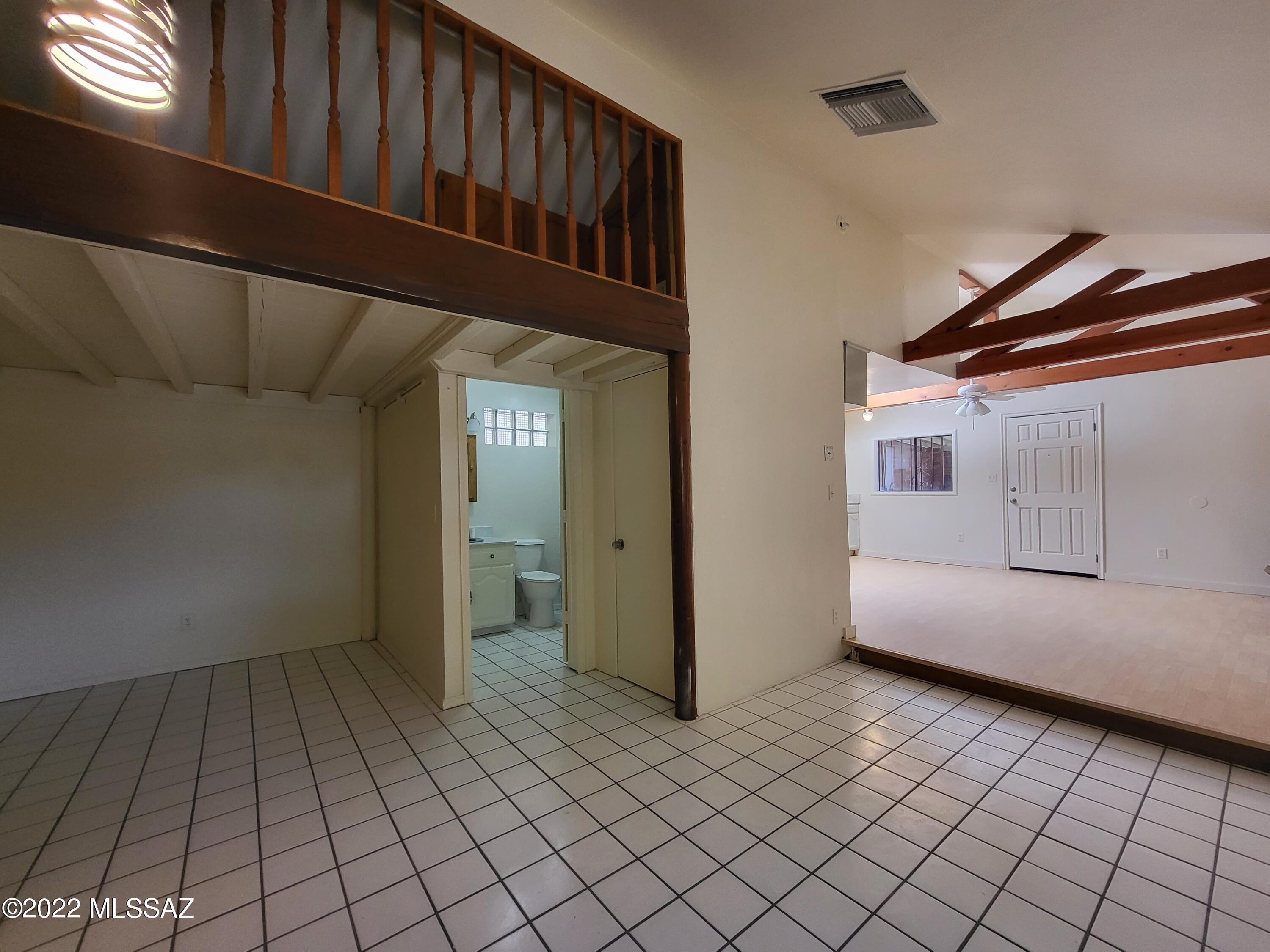 National City NO. 6 Amend. - Residential Lease