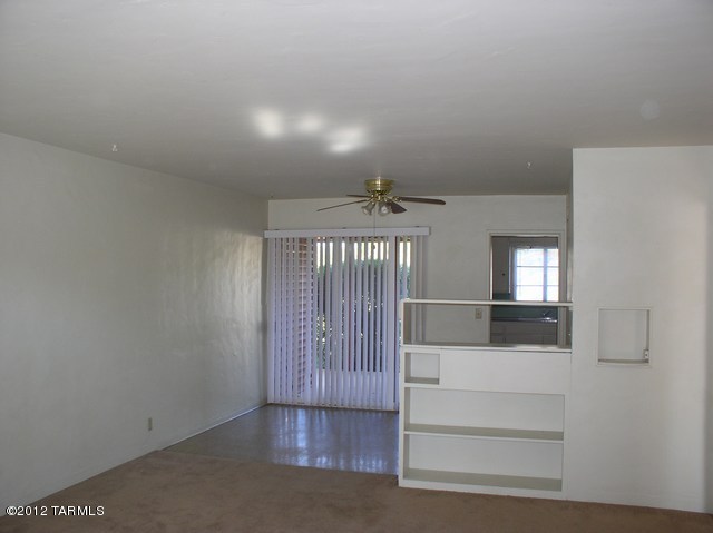 Allen Road Townhomes (1-18) - Residential Lease