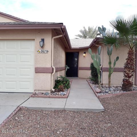 Meadowbrook (270-272, 335-347, 404-409) - Residential