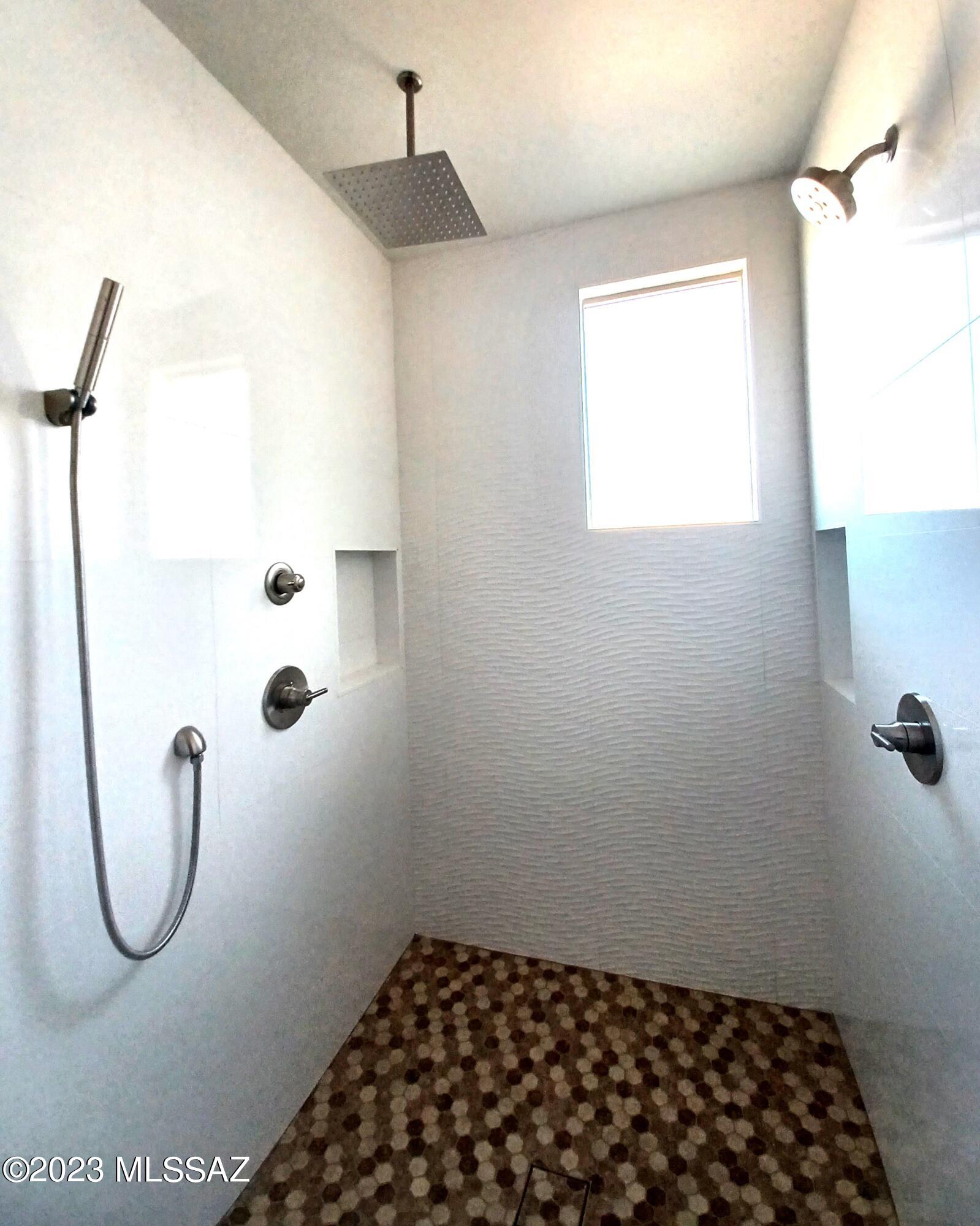 Gracious Estates (1-30) - Residential