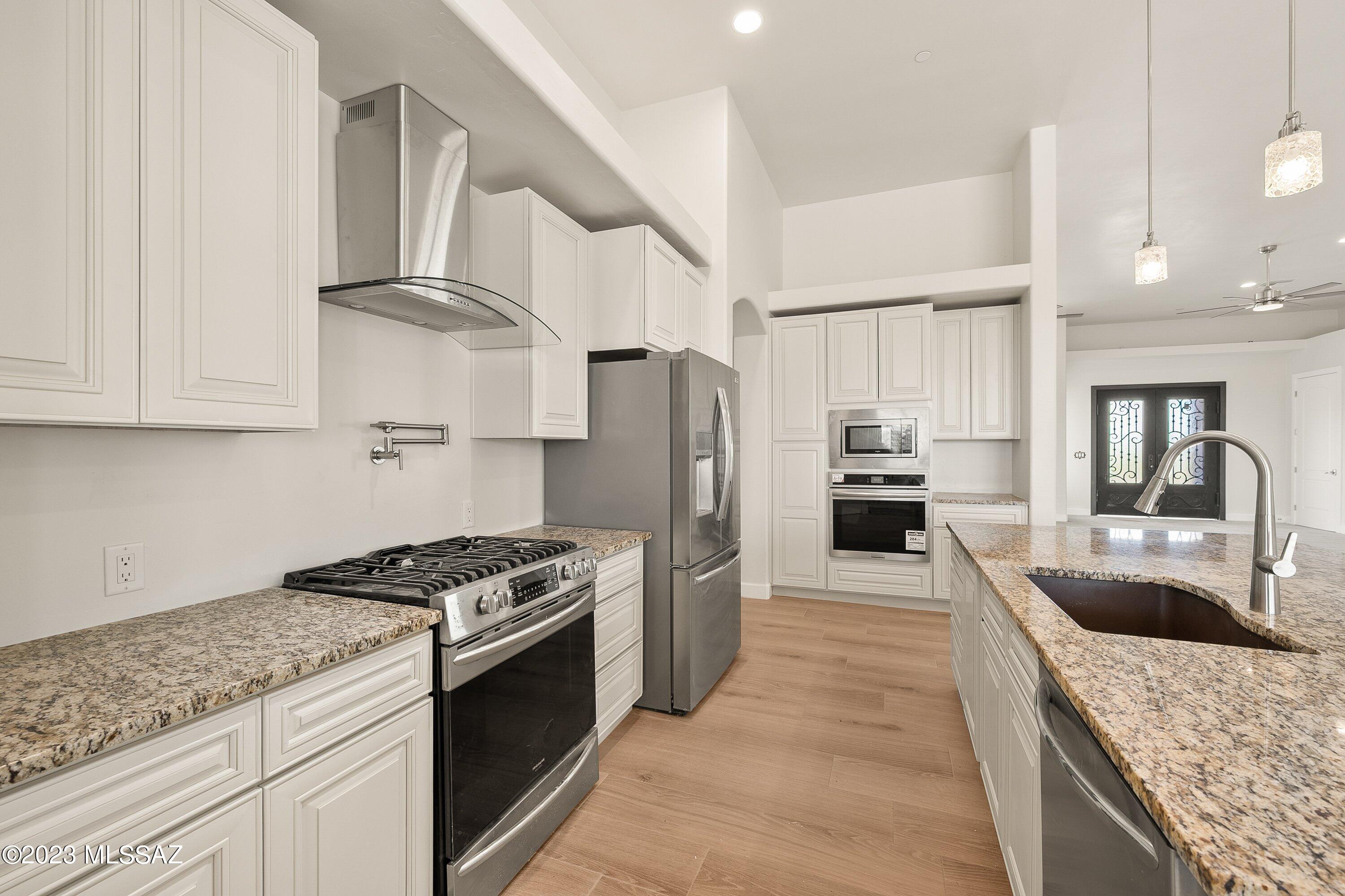 Gracious Estates (1-30) - Residential
