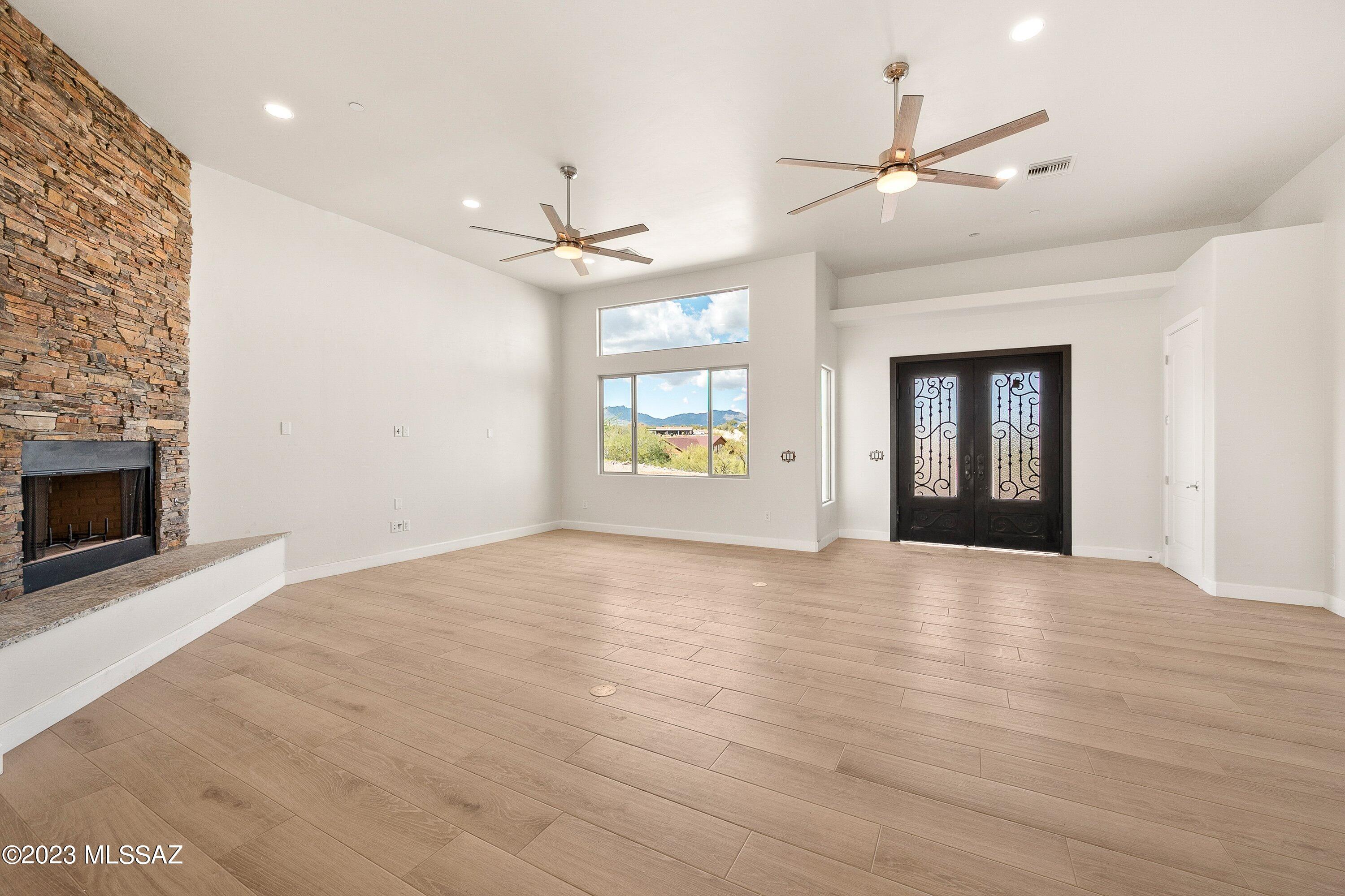 Gracious Estates (1-30) - Residential