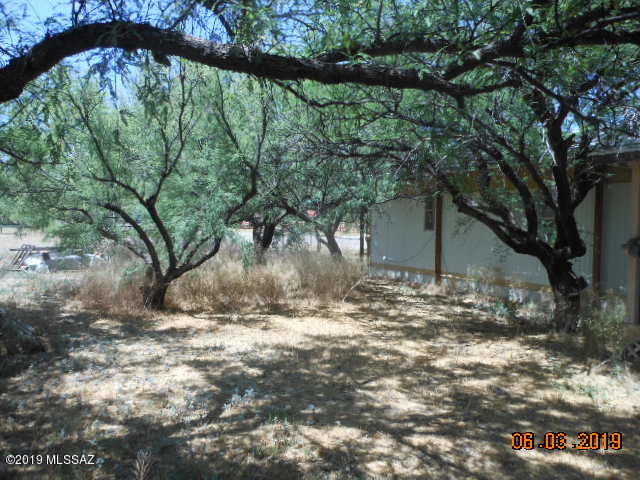 Mescal Lakes - Residential