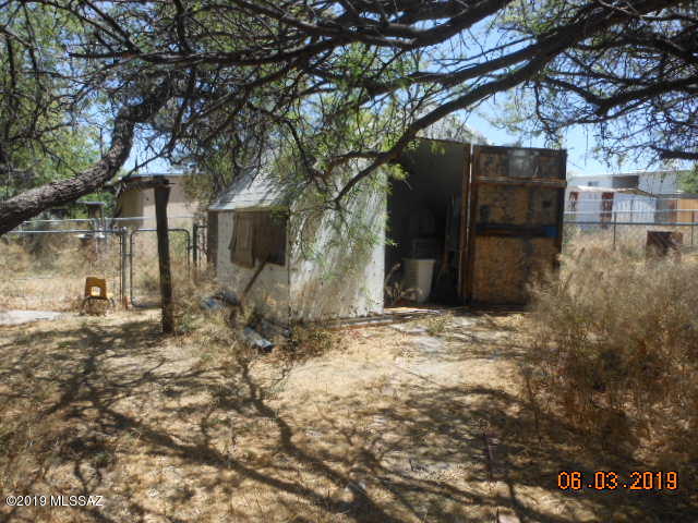 Mescal Lakes - Residential