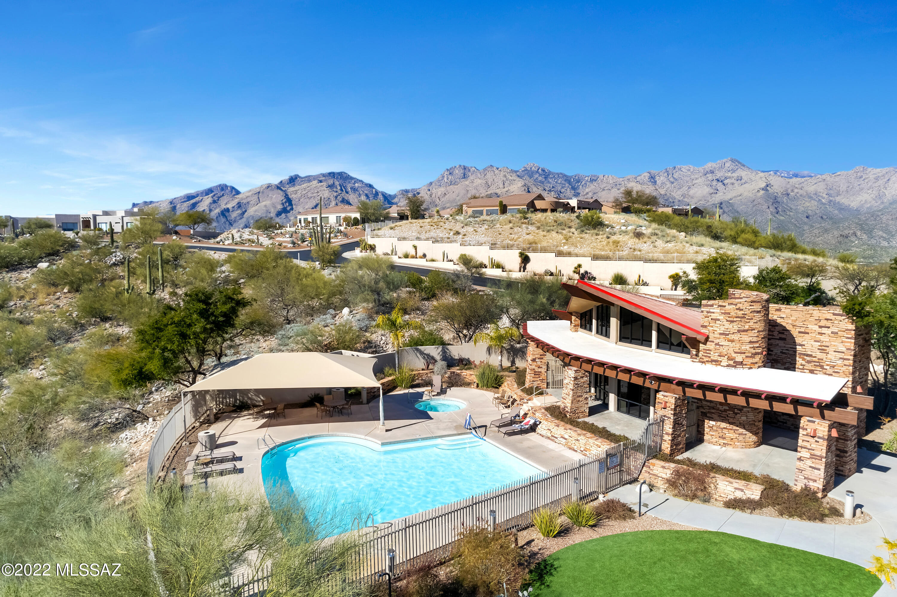Sabino Mountain (1-290) - Residential