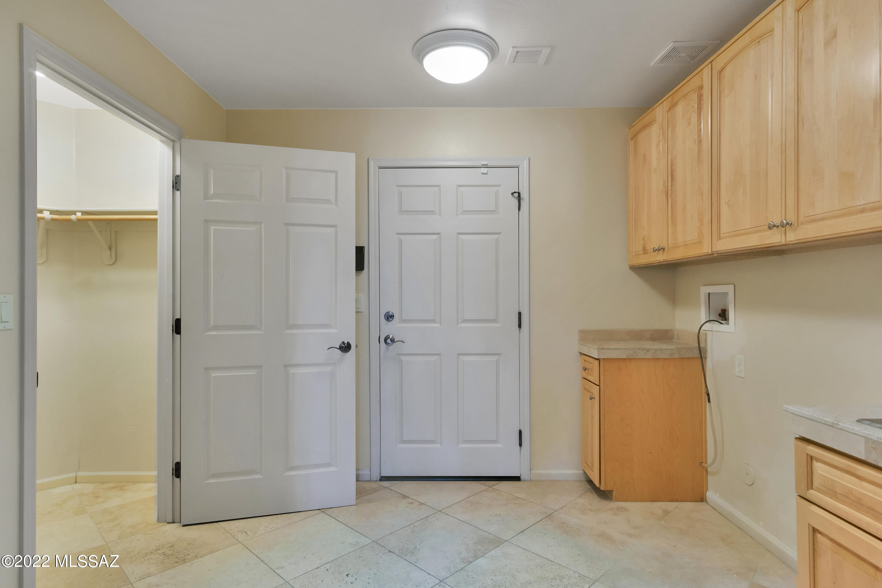 Sabino Mountain (1-290) - Residential