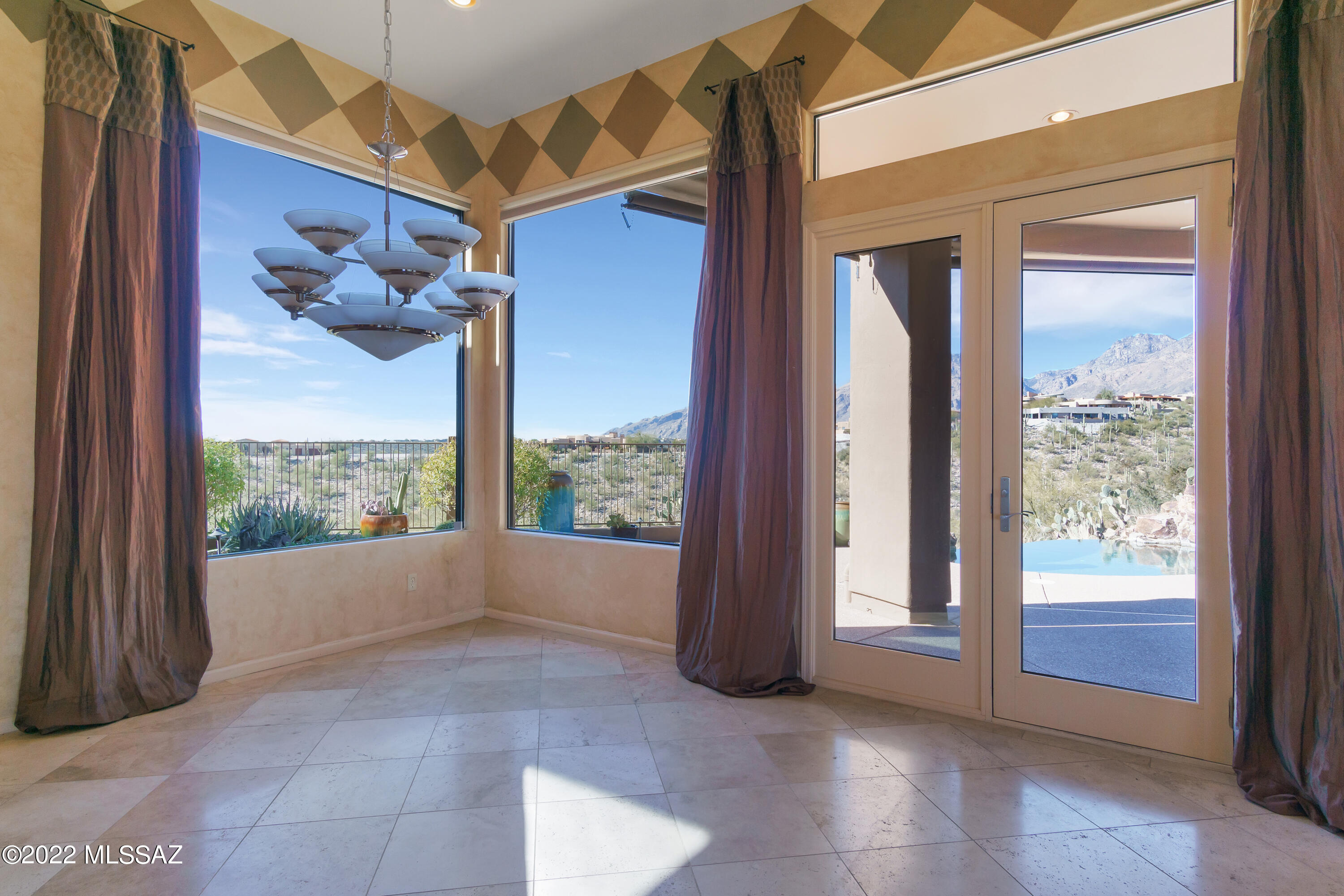 Sabino Mountain (1-290) - Residential