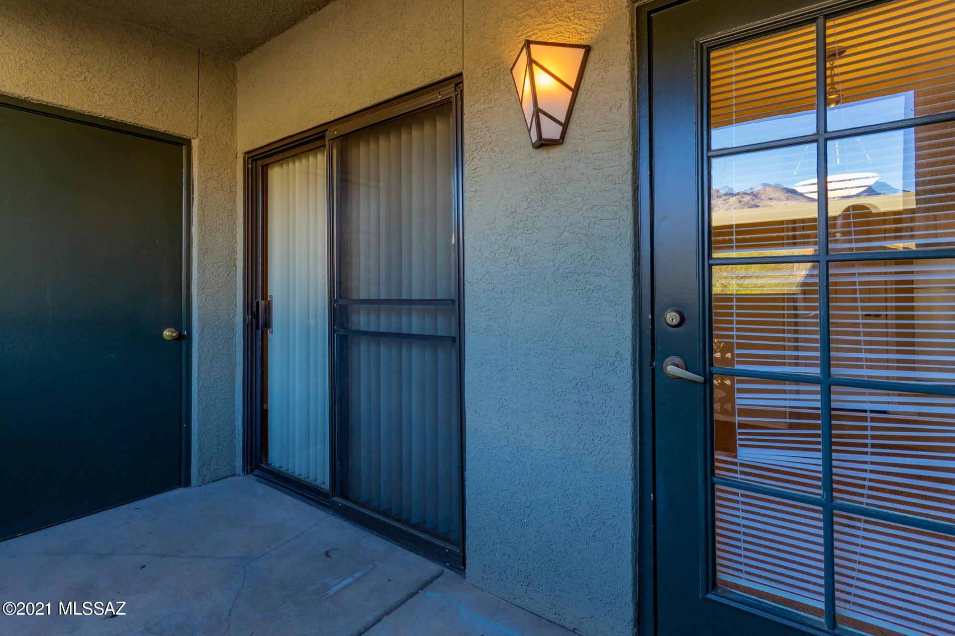 Veranda at Ventana Condominiums - Residential