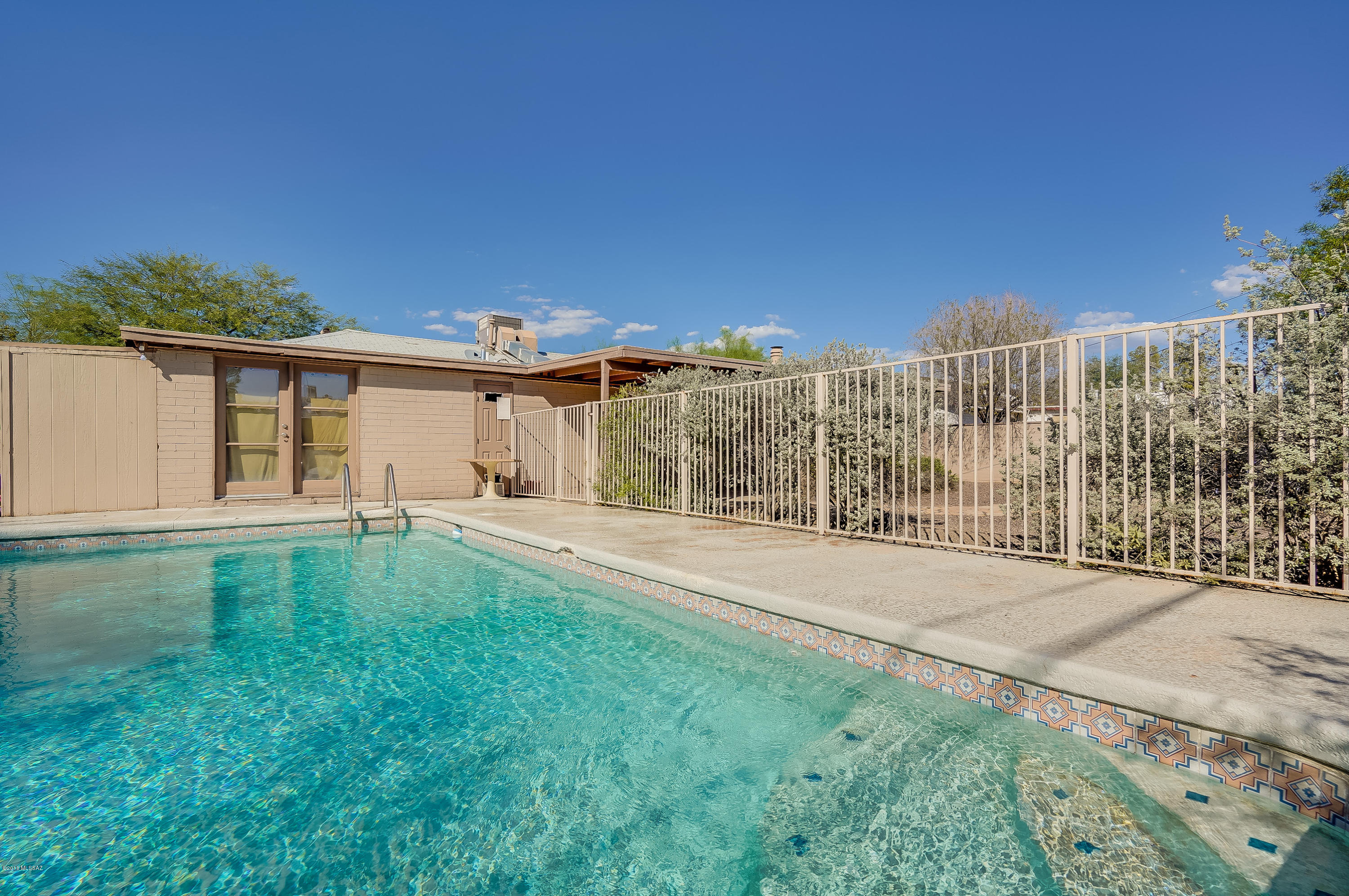 Del Monte Village - Residential