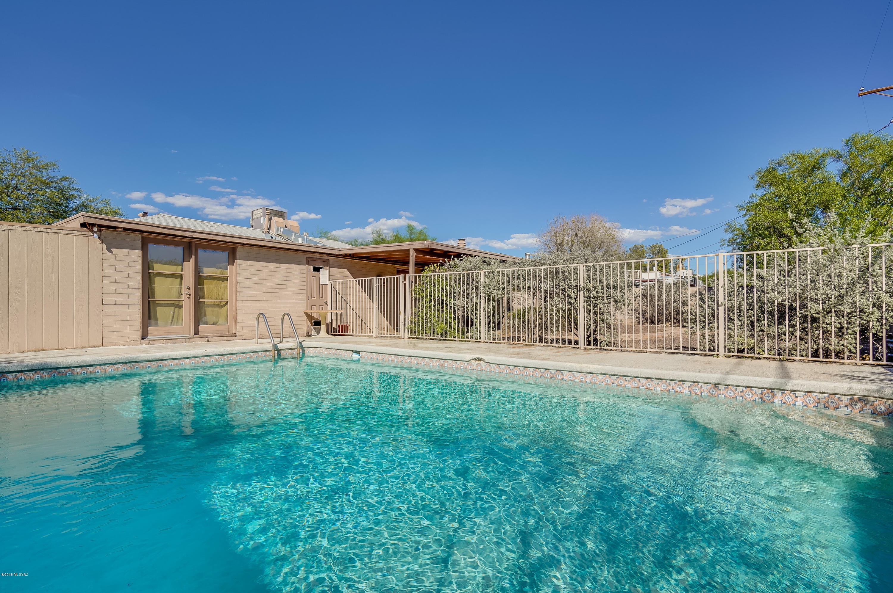 Del Monte Village - Residential