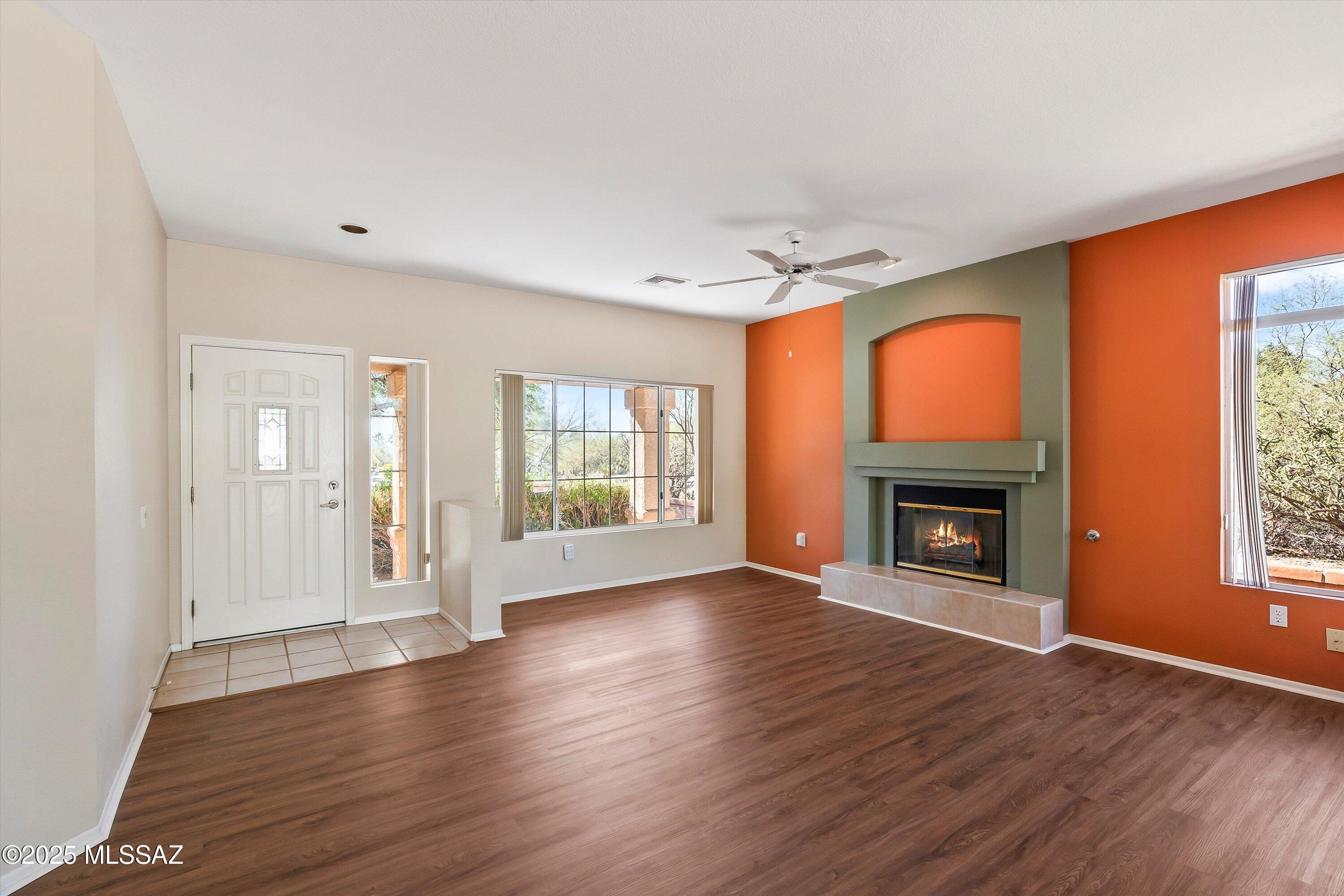 2315 E Chrysanthemum Street